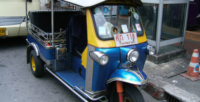 Tuk Tuk - viajar a Tailandia